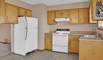 202 Gay St, Batesville, MS 38606