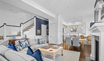 50 School St 1, Newport, RI 02840