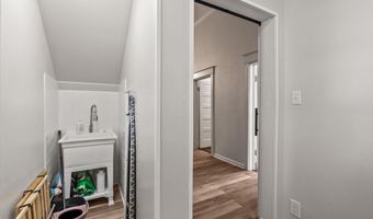 405 Ave 1 NE, Atkins, AR 72823