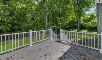 15 Secluded Dr, Narragansett, RI 02882