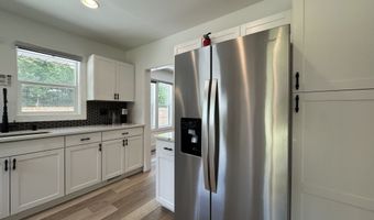 19977 Brick Rd, South Bend, IN 46637
