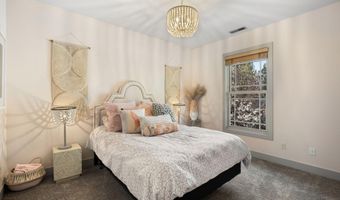 19062 Mt McLoughlin Ln, Bend, OR 97703