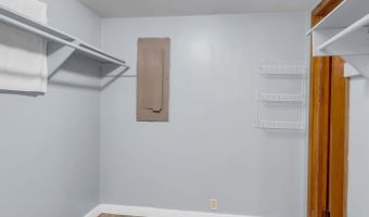 10248 New Cut Rd, Athens, AL 35611