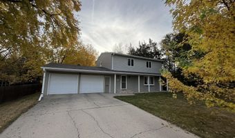 1210 N 4th St, Aberdeen, SD 57401