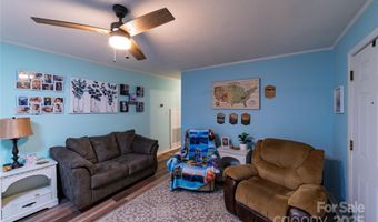 86 Pine Grove Dr, Andrews, NC 28901