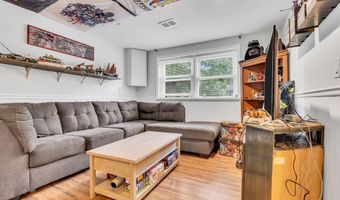 239 Cape May Ave, Bayville, NJ 08721