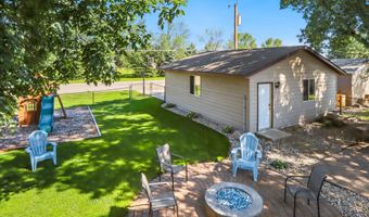 11 Linda Ln, Aberdeen, SD 57401