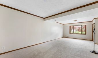 3628 Nautilus Trl, Aurora, OH 44202