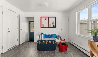 46 Chittenden Dr, Burlington, VT 05401