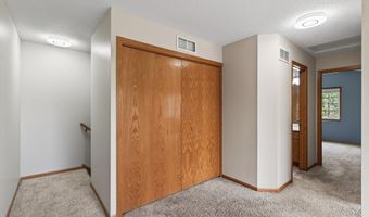 15822 Fleet Trl, Apple Valley, MN 55124