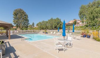 1023 Ridge Heights Dr, Fallbrook, CA 92028