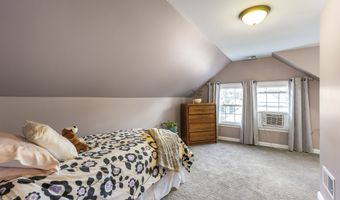 22 Rowe Pl, Bristol, CT 06010