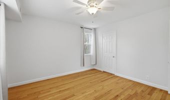 4825 28TH St S A, Arlington, VA 22206