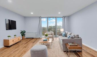 4520 KING St 601, Alexandria, VA 22302