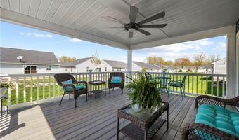 160 Eagle Cir, Amherst, OH 44001