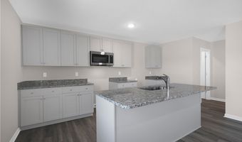 80 Coachman Ln, Autryville, NC 28318