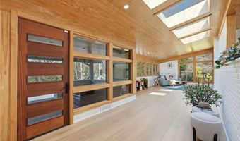 1807 Lenox Rd NE, Atlanta, GA 30306