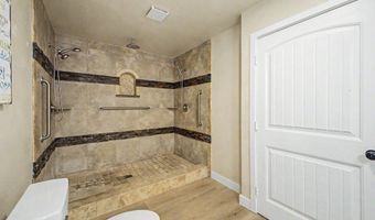 1065 W WHITELEY St, Apache Junction, AZ 85120