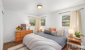 16 Oteen Church Rd, Asheville, NC 28805