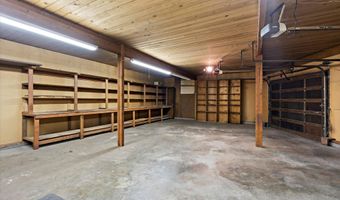3809 Katmai Cir, Anchorage, AK 99517