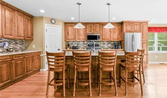 162 Pine Orchard Rd, Glocester, RI 02814