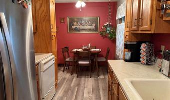 2040 Clover Dr, Akron, IA 51001