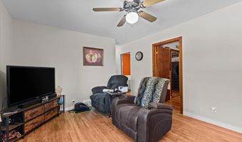 17 Woodland Dr, Barre, VT 05641
