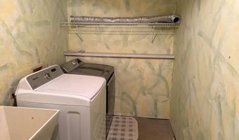 1002 THOMAS St, Antigo, WI 54409