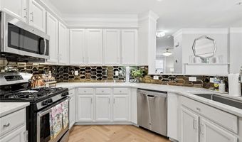 11284 Musette Cir, Alpharetta, GA 30009
