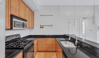 1240 4TH St NW 300, Washington, DC 20001
