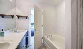 4477 Black Hills Dr NW, Acworth, GA 30101