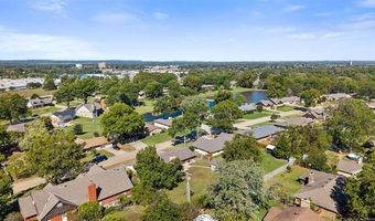 1050 Grandview Dr, Bartlesville, OK 74006