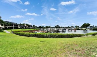 644 YARDARM Dr 22, Apollo Beach, FL 33572