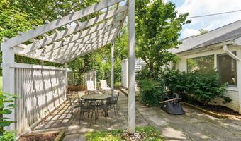 4929 JAMESTOWN Rd, Bethesda, MD 20816