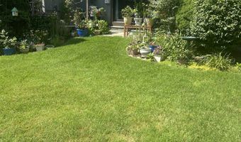 7 Harbour Vlg A, Branford, CT 06405
