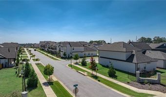 2808 SW Arlington Blvd, Bentonville, AR 72713