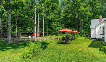 653 Gore Rd, Alfred, ME 04002