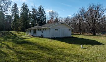 2844 Whippoorwill Ln, Ann Arbor, MI 48103