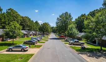 1309 Country Oaks Dr, Benton, AR 72015