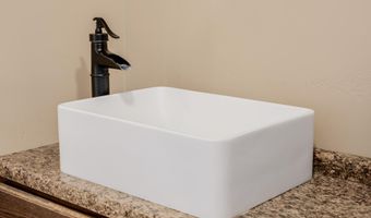 18685 E AGUA Vis, Black Canyon City, AZ 85324