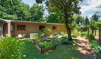 2805 Byington Blvd, Ann Arbor, MI 48105