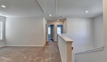 212 Station Overlook Dr, Auburn, GA 30011