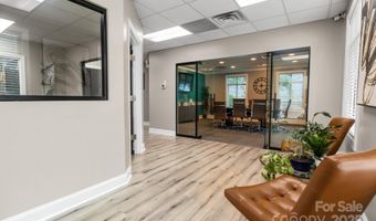 8037 Corporate Center Dr, Charlotte, NC 28226