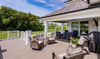 726 Stonegate Ct SW, Altoona, IA 50009