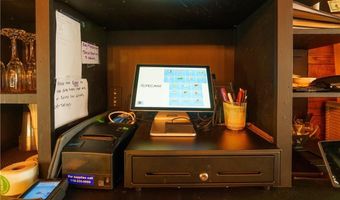 382 Thames St, Bristol, RI 02809