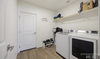 1511 Yellowstone St, Caldwell, ID 83607