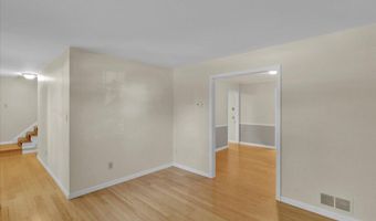 802 APPLE Dr, Reading, PA 19610