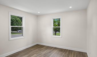 937 CLEMENTS BRIDGE Rd, Barrington, NJ 08007