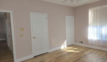 61 Sandpiper Rd, Barnegat, NJ 08005