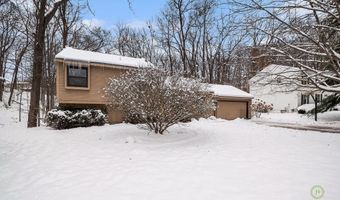 446 Adaway Ave SE, Ada, MI 49301